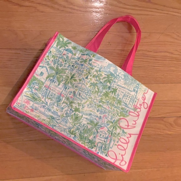 Lilly Pulitzer Handbags - LILLY PULITZER West Palm Beach Reusable Shopper Tote Bag